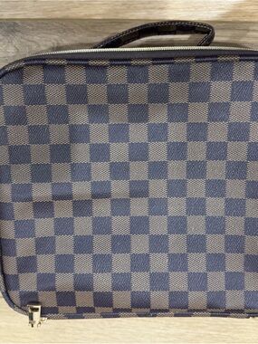 Checked Cosmetic Travel Case - Brown/Black
